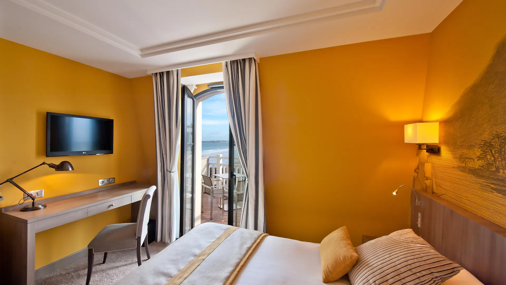 Hotel Le Nouveau Monde Saint-Malo