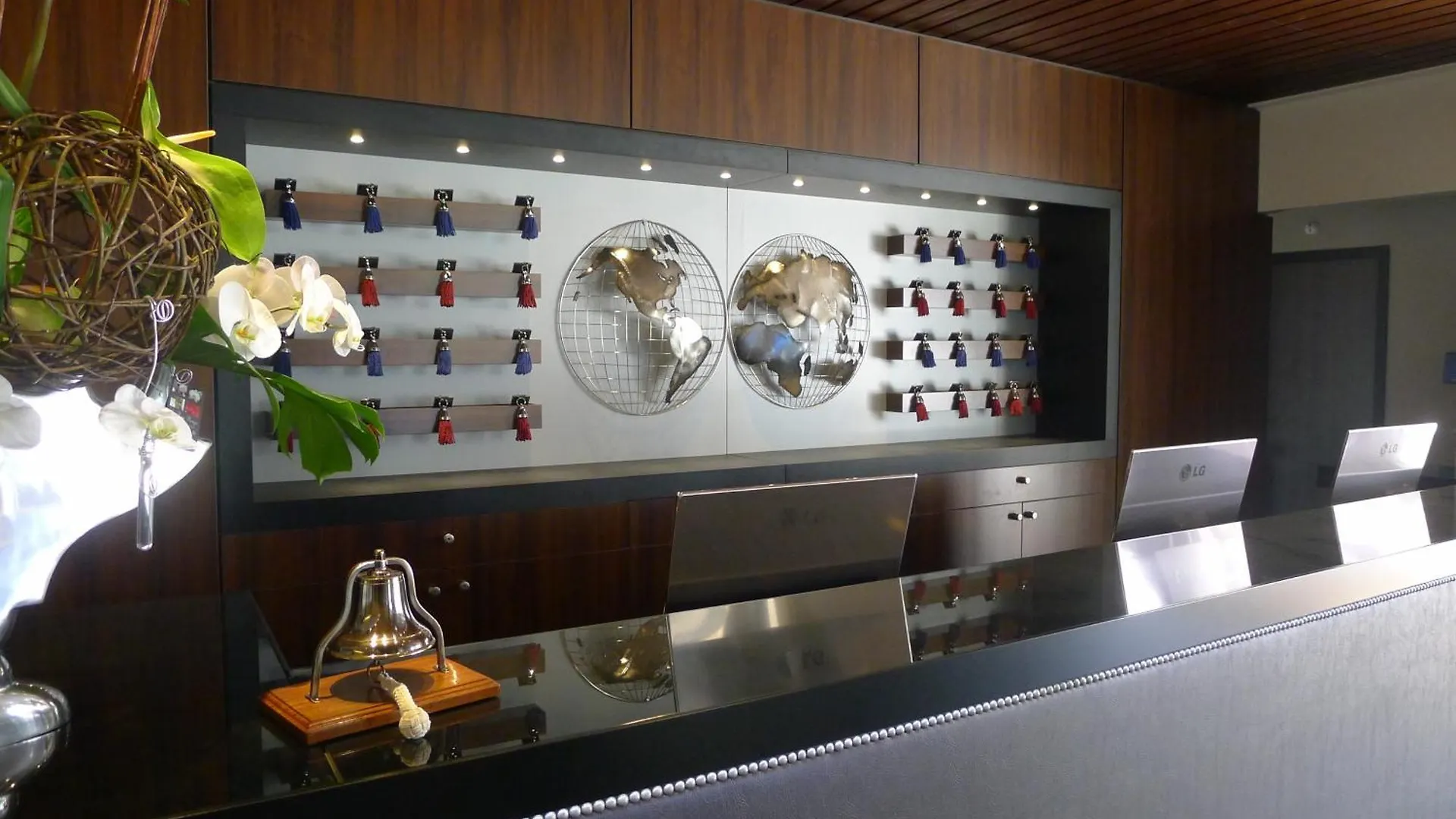 Hotel Le Nouveau Monde Saint-Malo 4*,
